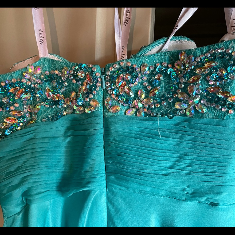 Pageant/Prom dress - Picture 2 of 6